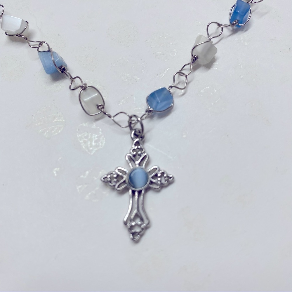Religious Themed Jewelry Lot Necklace Bracelets Cross Prayer Box Easter - Picture 5 of 5